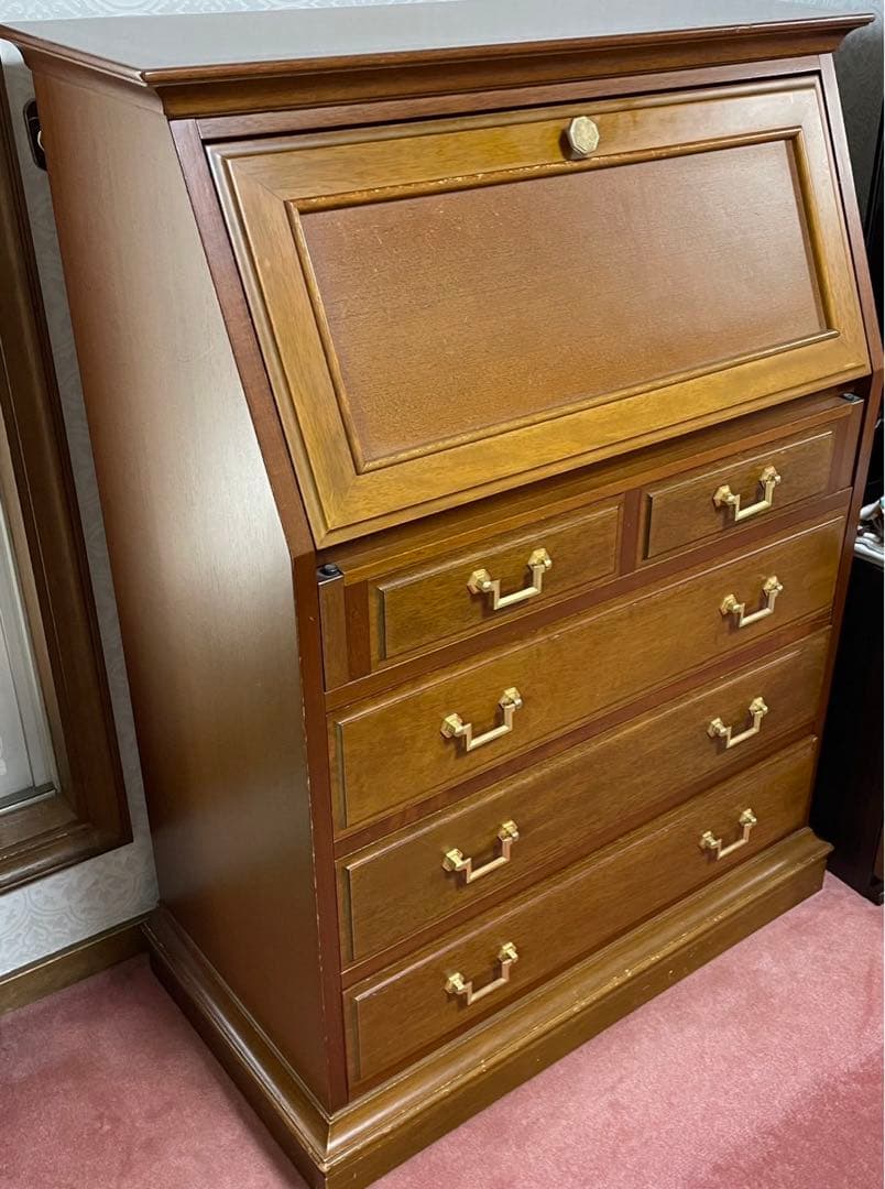 ヴィンテージ マルニ　コロニアル　地中海　アクセント　チェストキャビネット