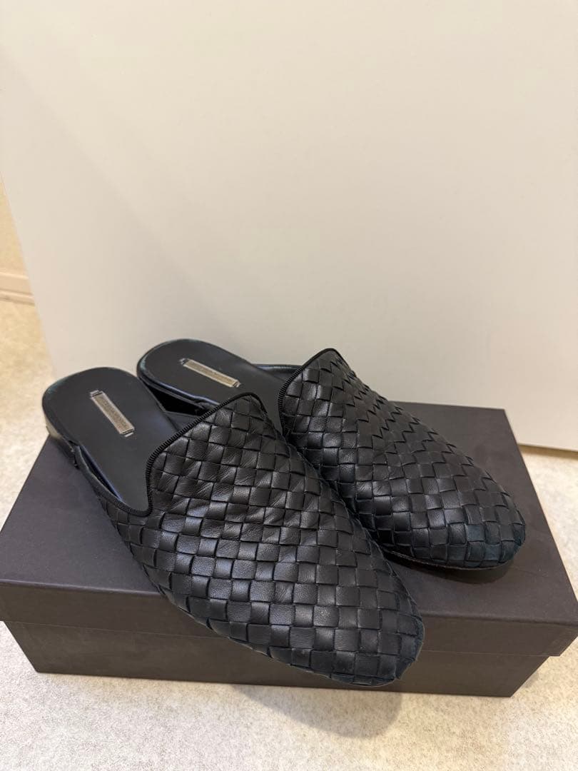 Bottega veneta ソッティーニ 編み込みレザー 黒ミュール25(39