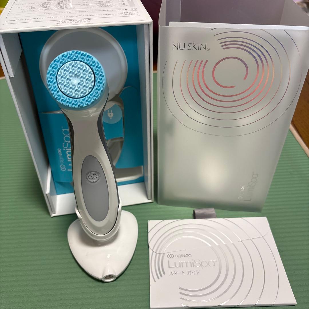 NU SKIN LumiSpa 洗顔ブラシ ホワイト/ブルー