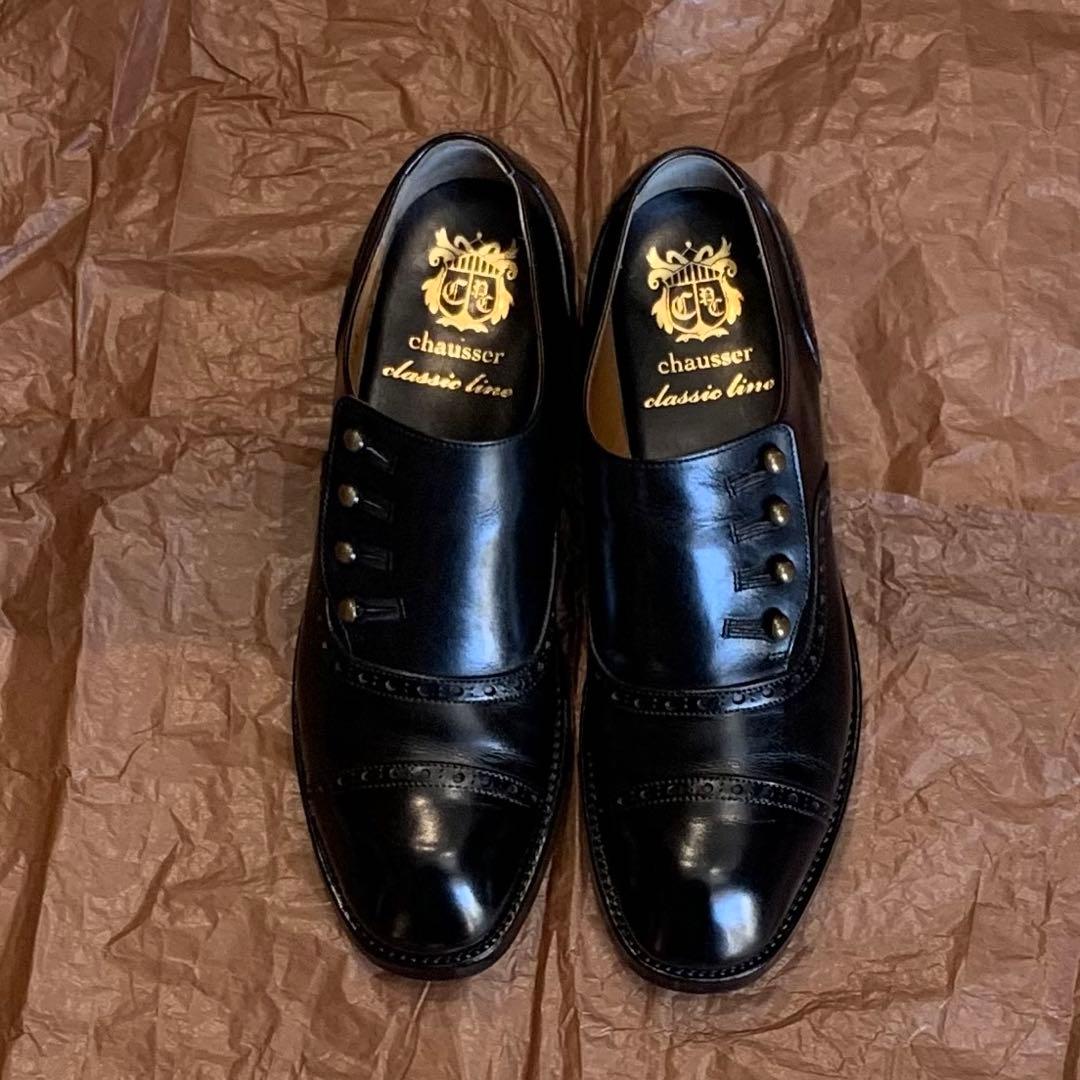 美品chausserボタンシューズ C-7047