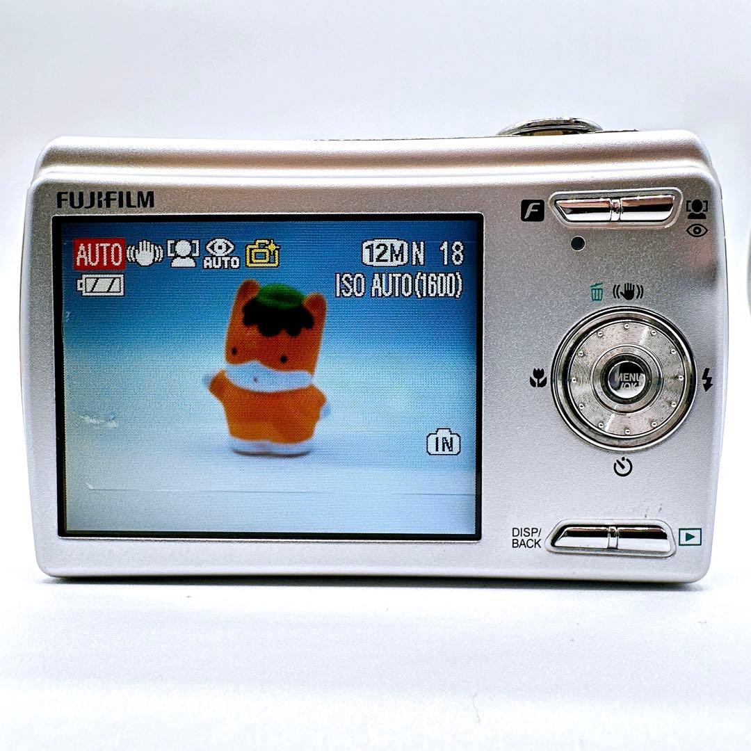 良品 富士フィルム FinePix F100fd コンデジ 純正バッテリー2個付