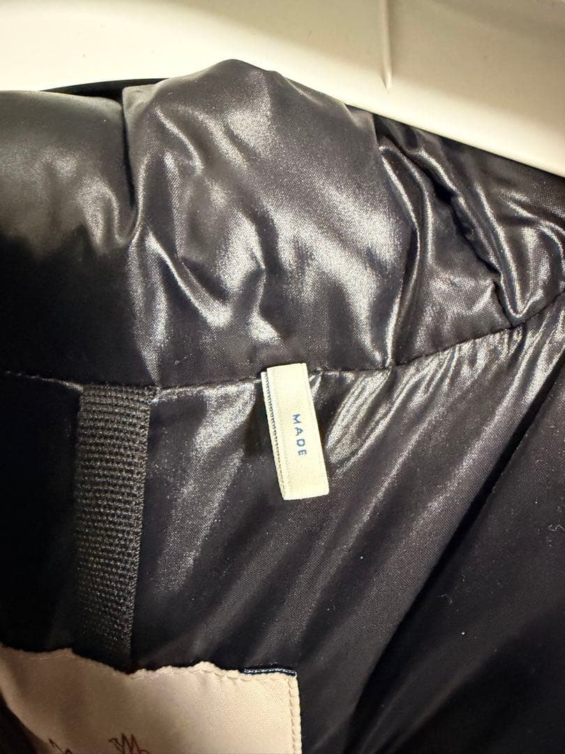 極美品 MONCLER モンクレール　MONTCLA モンクラー　　　黒サイズ3
