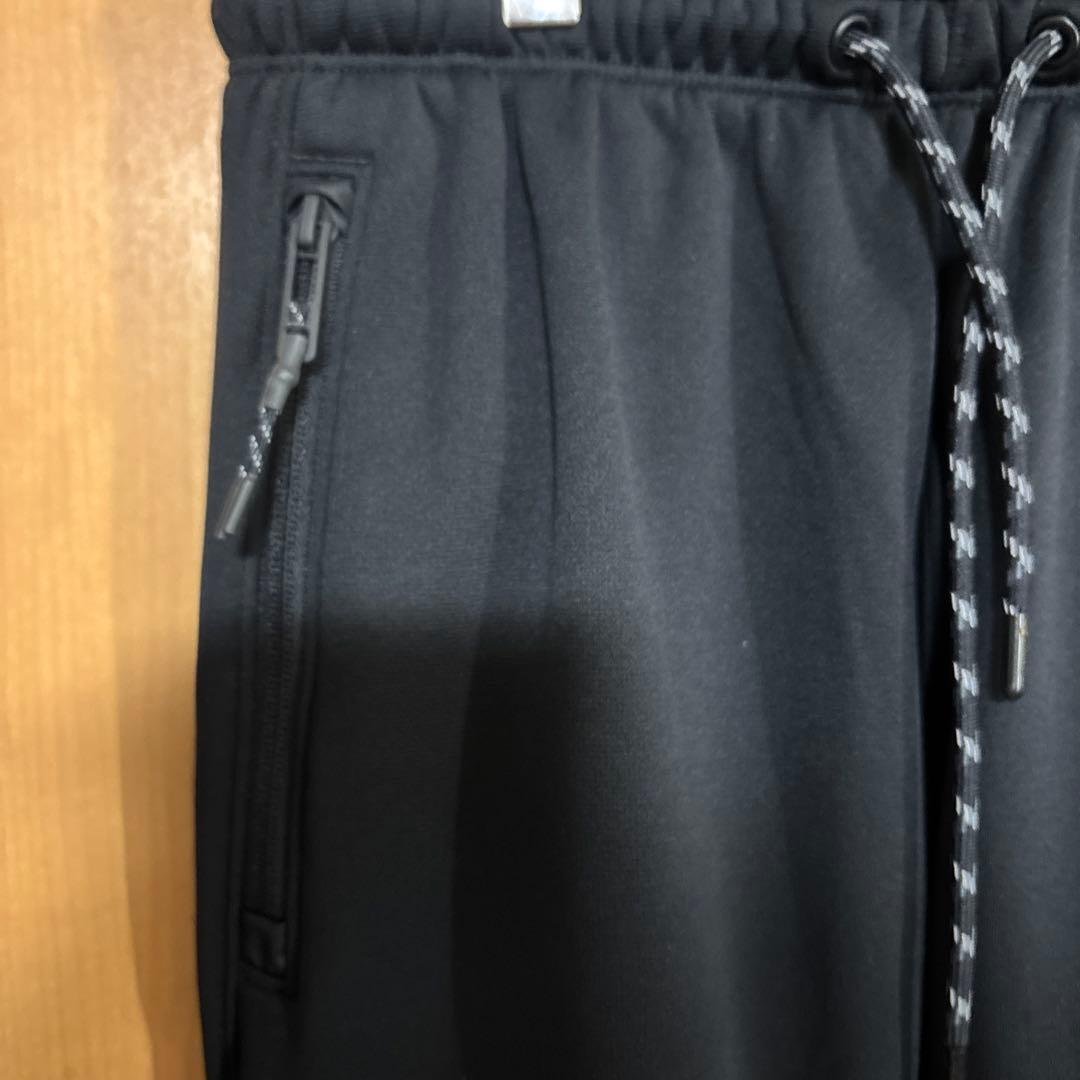 美品　アンダーアーマーRUSHトレーニングウェアセットアップ　M