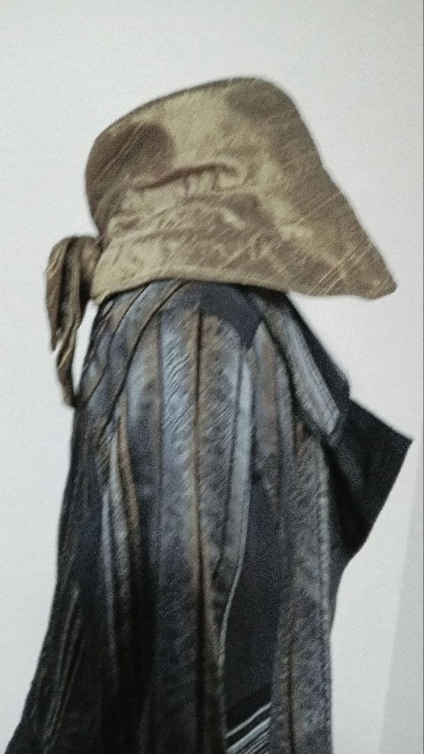 四点セット　エイココンドウ上着　ネロ　スカート　グレーのプリーツインナー　帽子