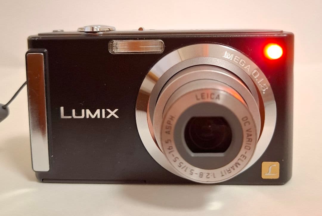 [美品]パナソニック Panasonic Lumix DMC-FS3 コンデジ