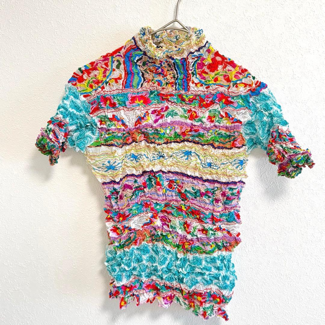 極美品✨ISSEY MIYAKE プリーツ　花柄　総柄　シワ加工　トップス