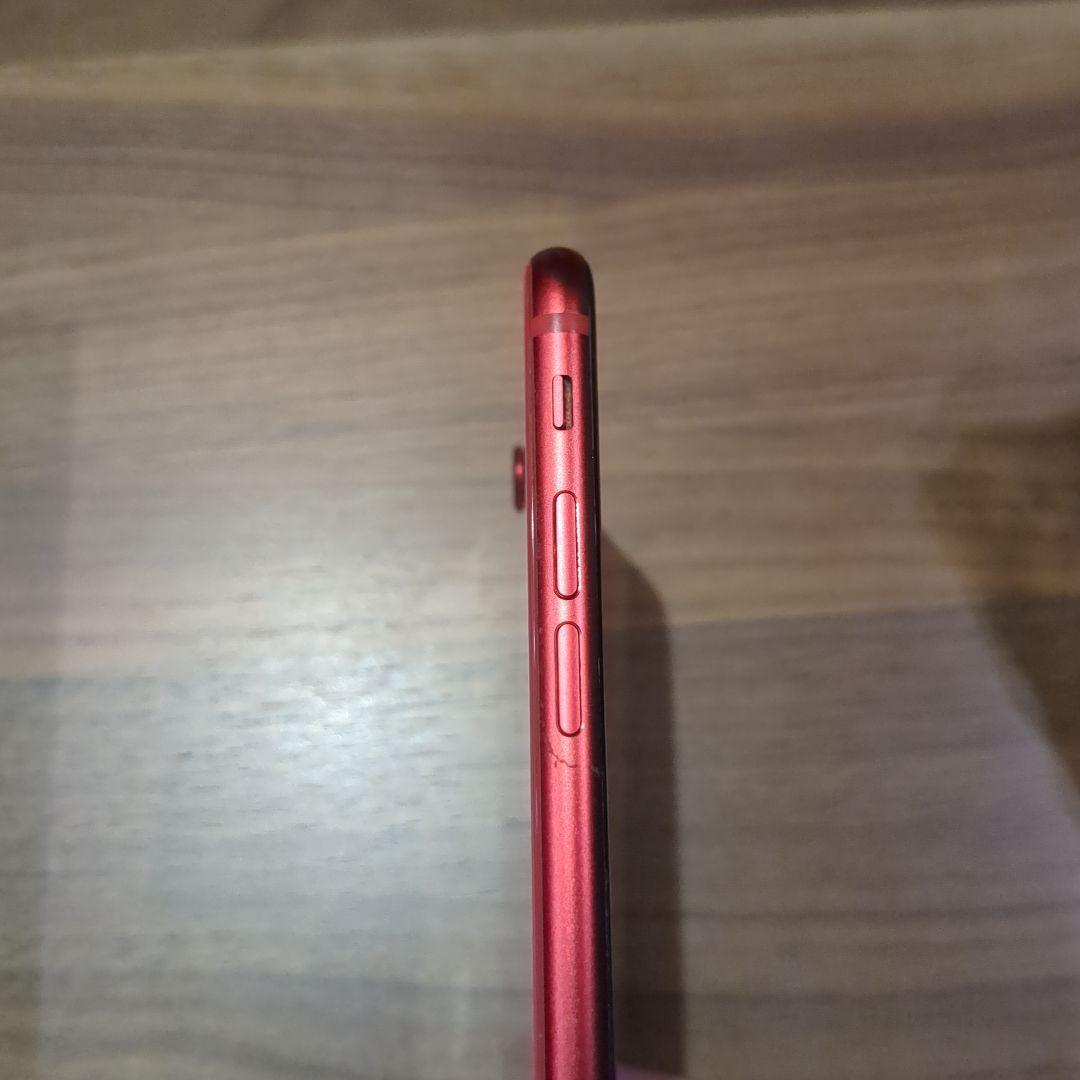 Apple iPhone SE (第2世代) 赤　64GB キャリア　KDDI