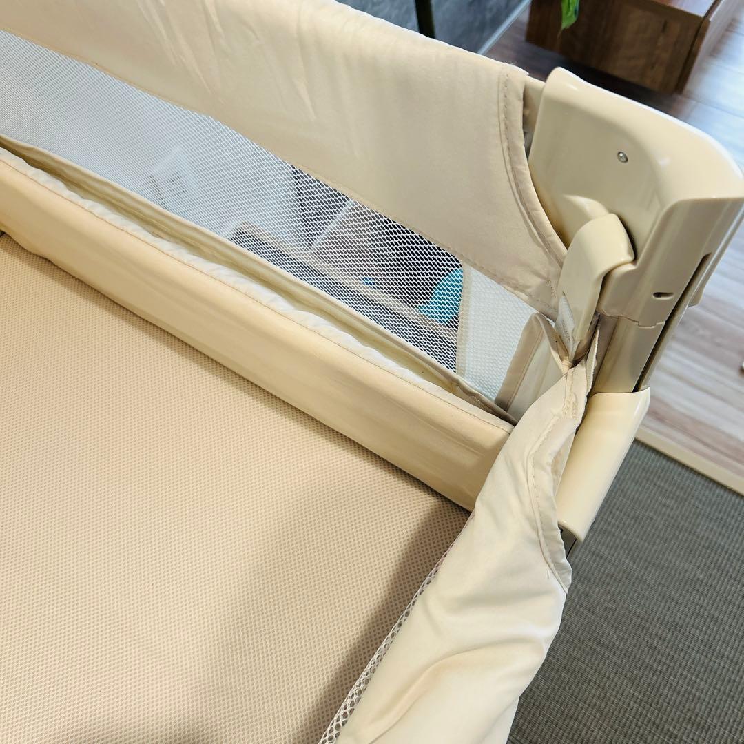 Aprica アップリカ ココネルエアー ホワイト 折り畳みベビーベッド