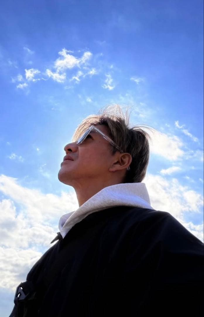 ハ*ー様 OWNDAYS サングラス　木村拓哉　プライベート着用　調光　キムタク