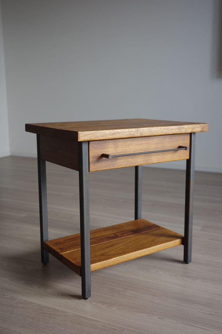 ●最終価格！　ACME FURNITURE サイドテーブル