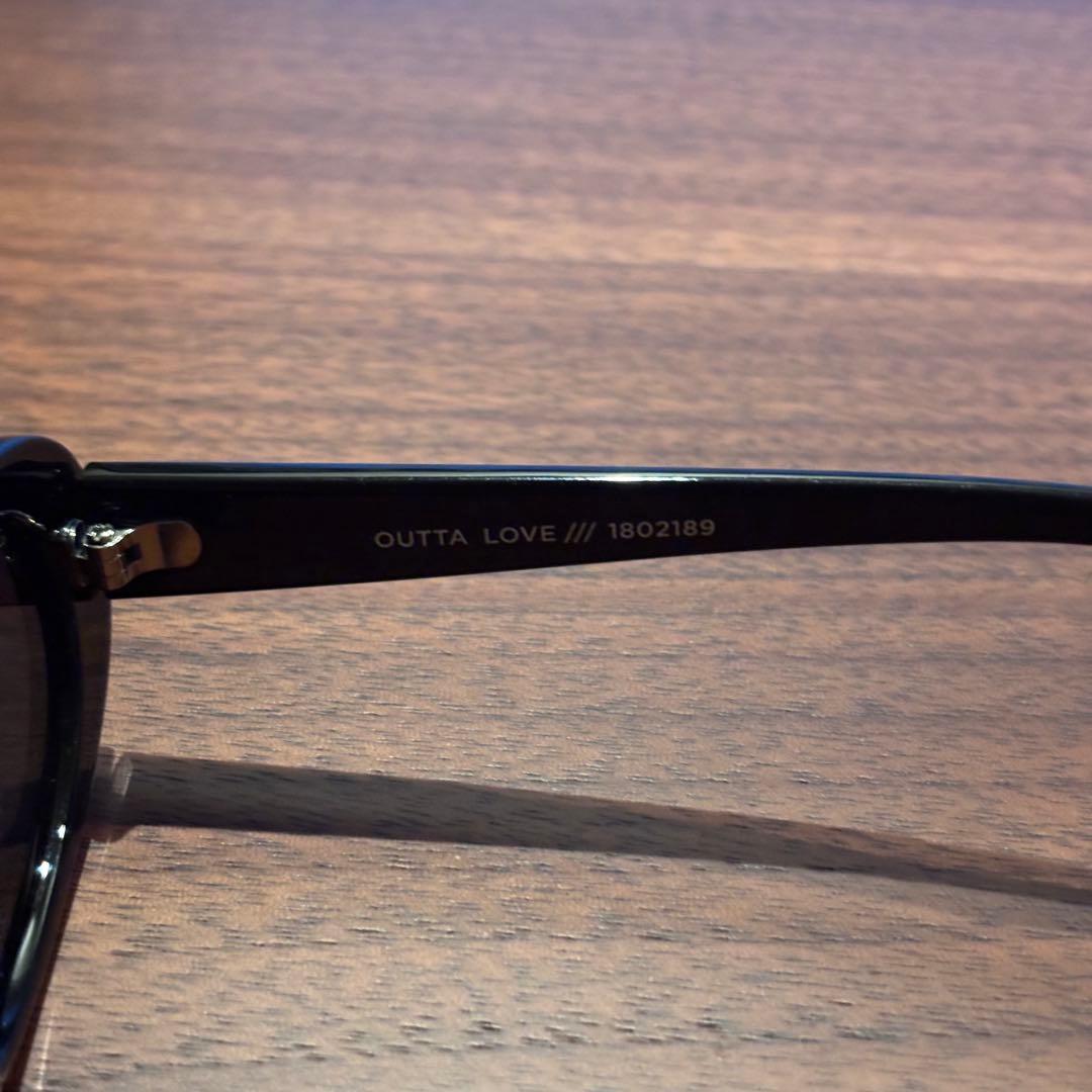 Le Specs OUTTA LOVE ブラック サングラス ケース付き