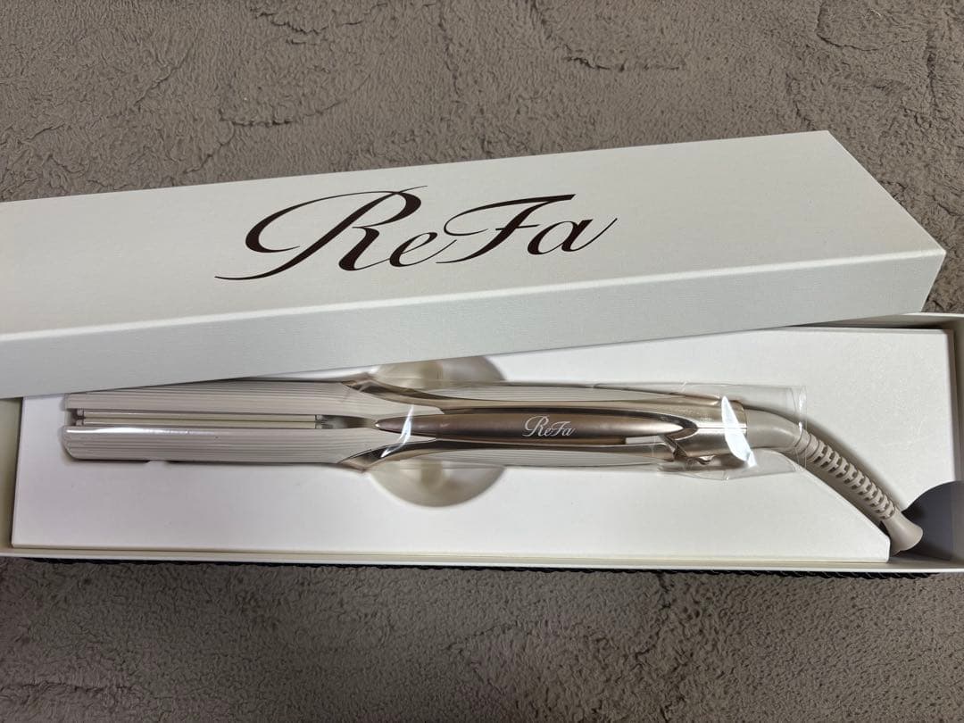 ReFa ストレートアイロン プロ　アイボリー