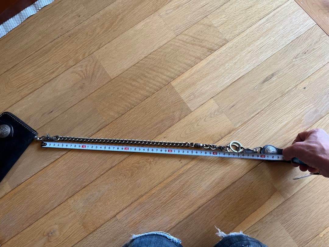 黒いレザー ウォレットチェーン エンブレム付き　アメリカン束入れ