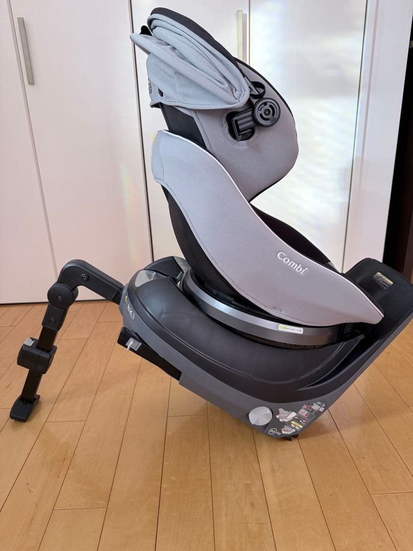 コンビ チャイルドシート クルムーブスマート グレー