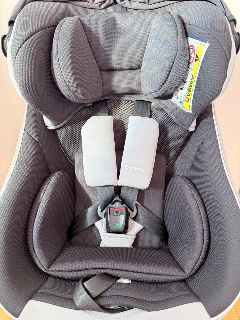 コンビ チャイルドシート クルムーブスマート グレー