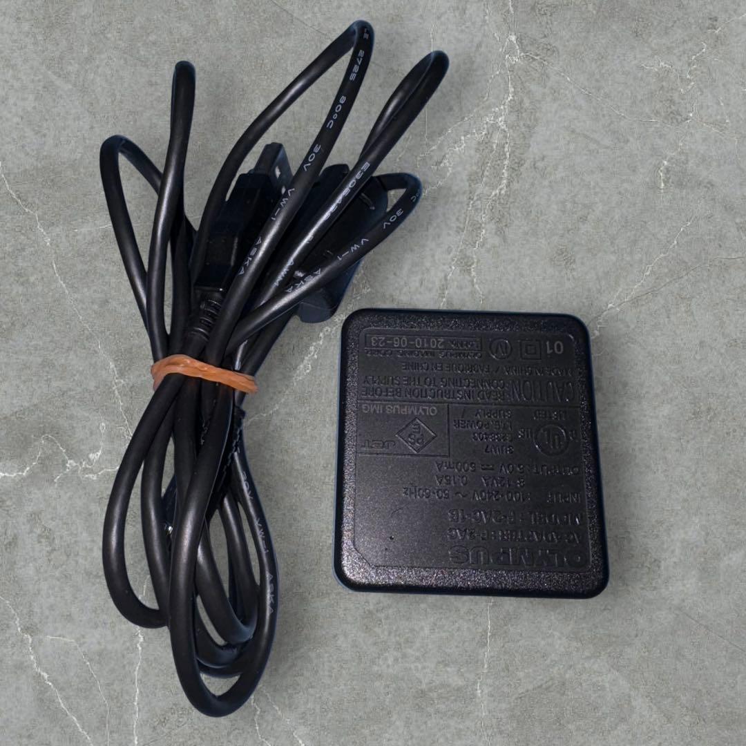 OLYMPUS FE-5050 コンパクトデジタルカメラ　1400万画素