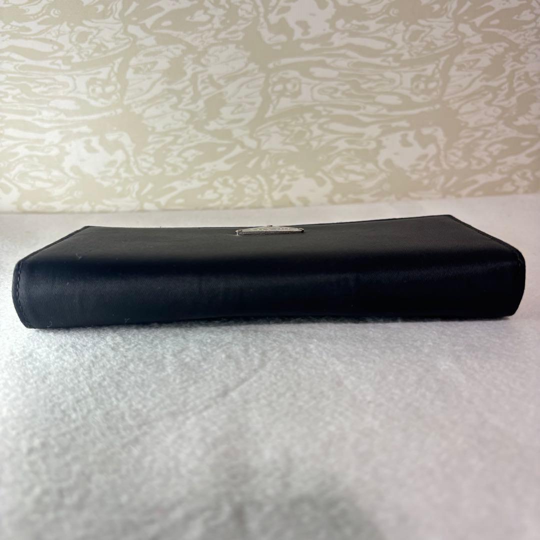 美品　PRADA プラダ　ブラック ナイロン　長財布　二つ折り財布