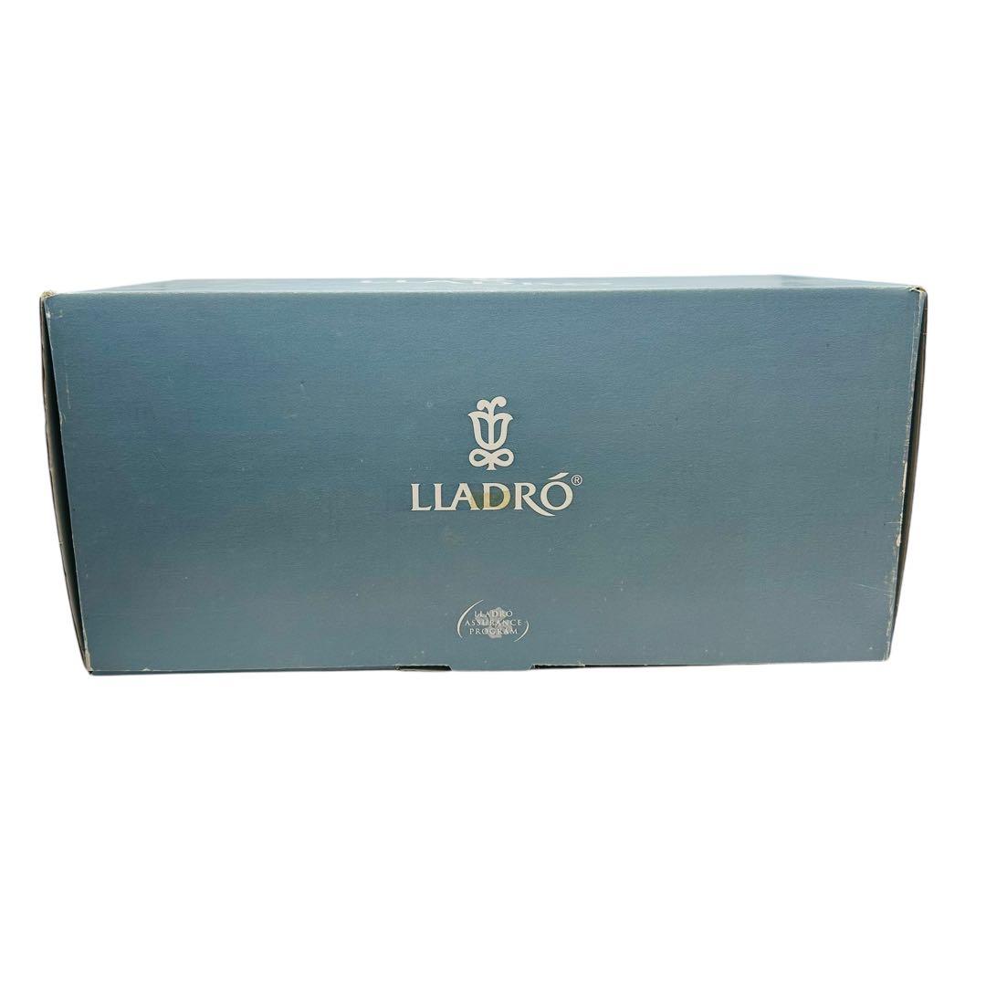 リヤドロ LLADRO 私の宝もの 6777 箱付 フィギュリン