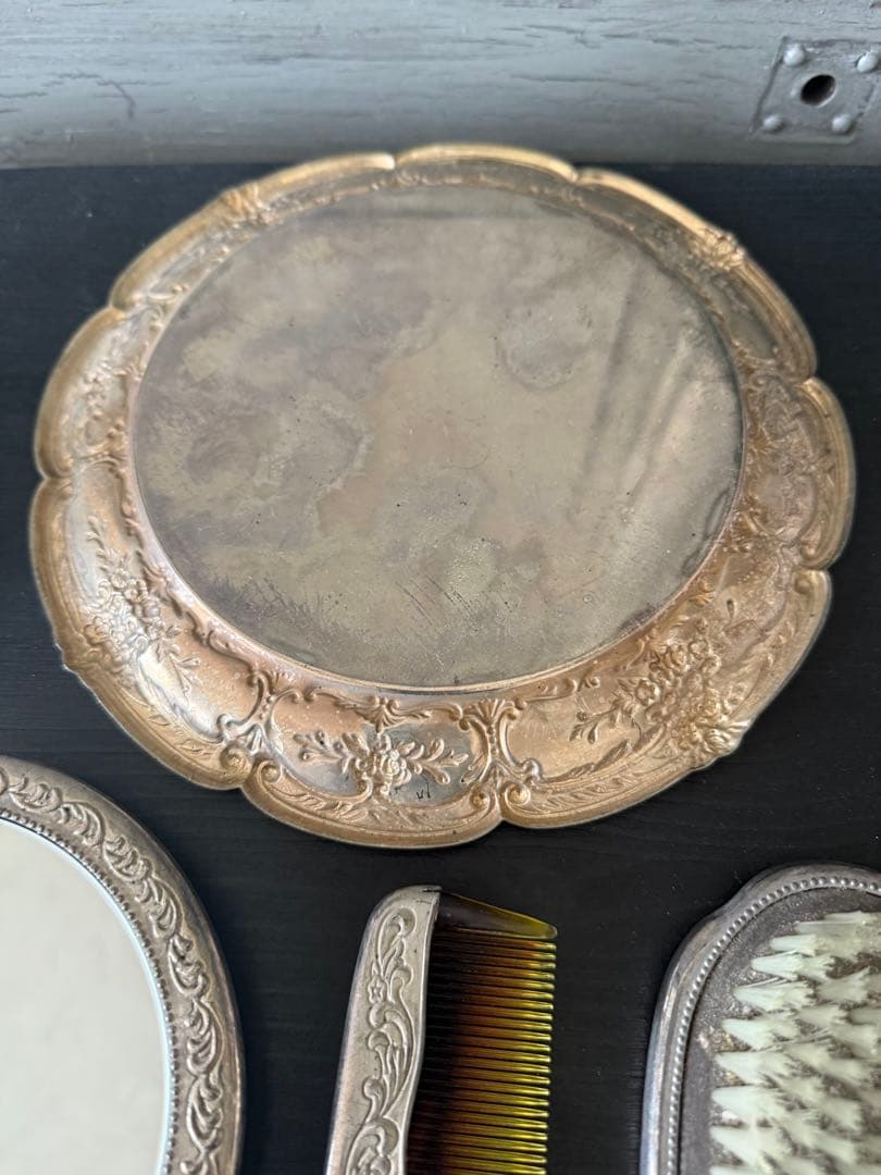 アンティーク　シルバーのバニティ5点セット