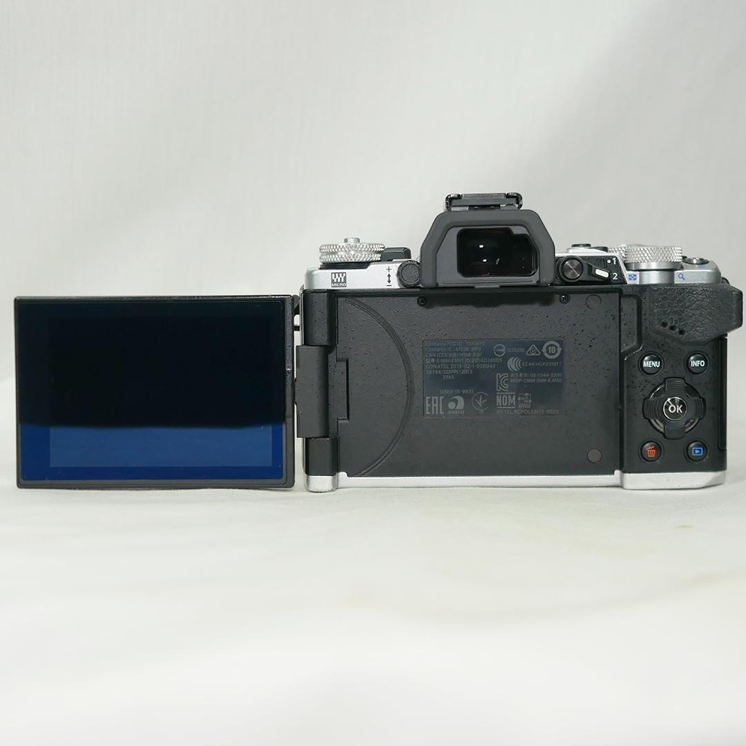 OLYMPUS OM-D E-M5 Mark II 望遠レンズセット