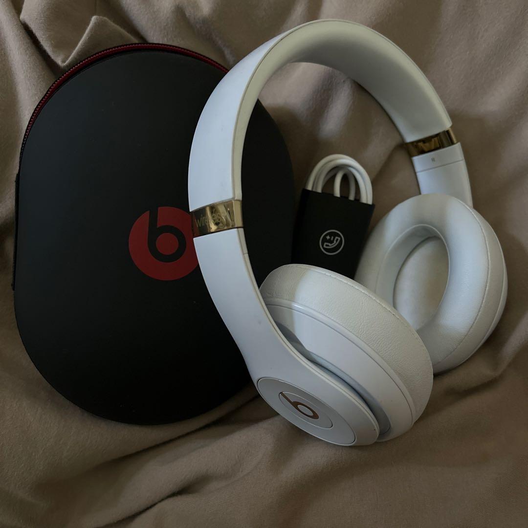BEATS STUDIO3 WIRELESS ホワイト