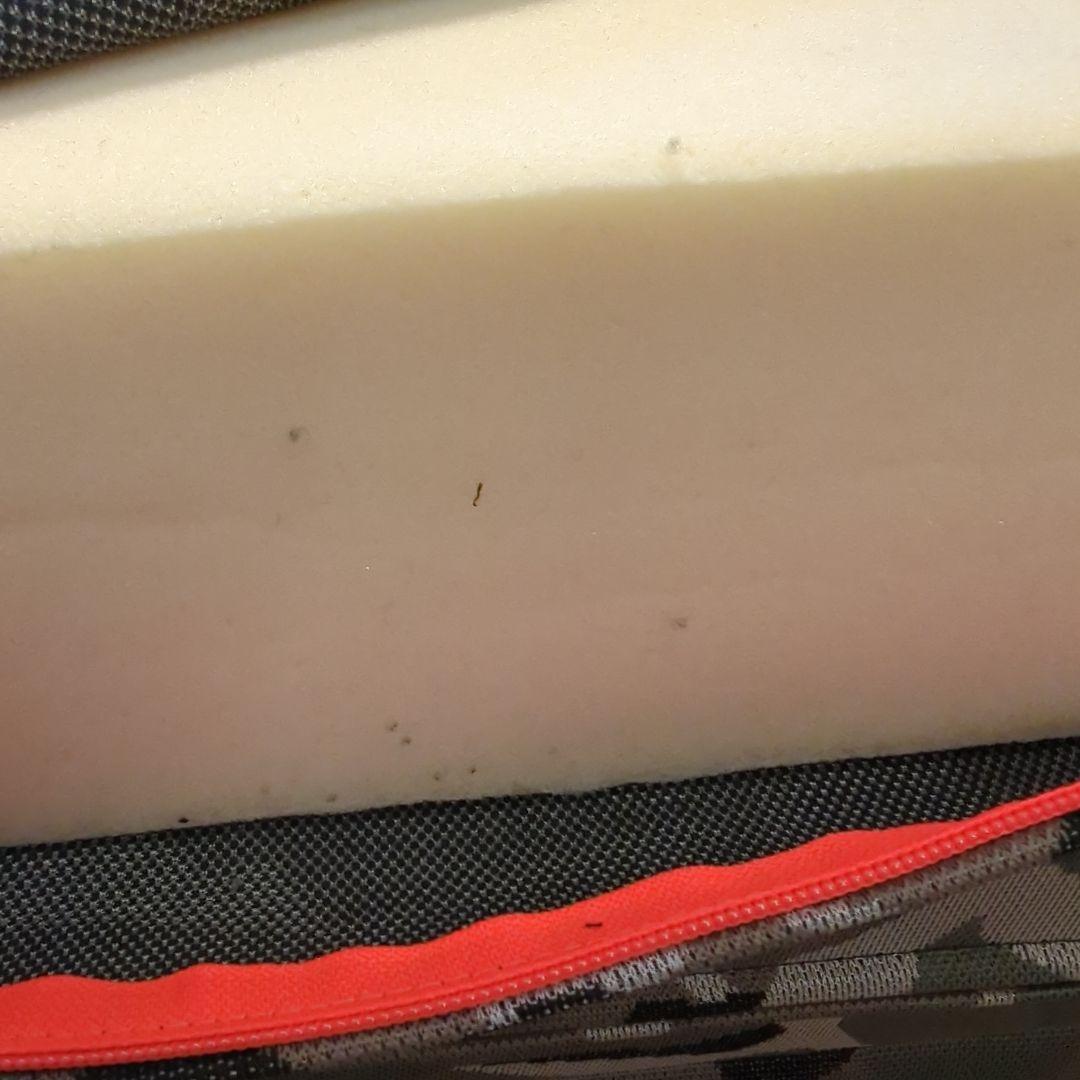 シングル マニフレックス カモウィング マットレス　無印シーツ付き　三つ折