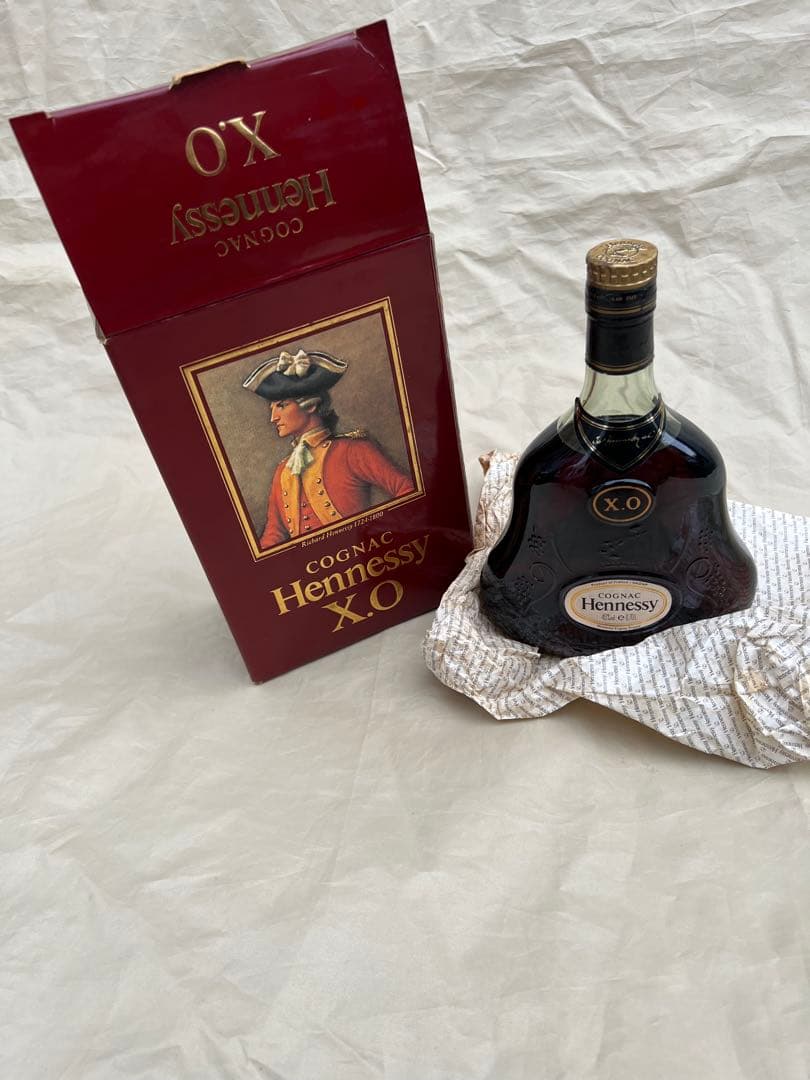 ヘネシー xo金キャップ、ブランデー、箱付き、古酒★未開栓★