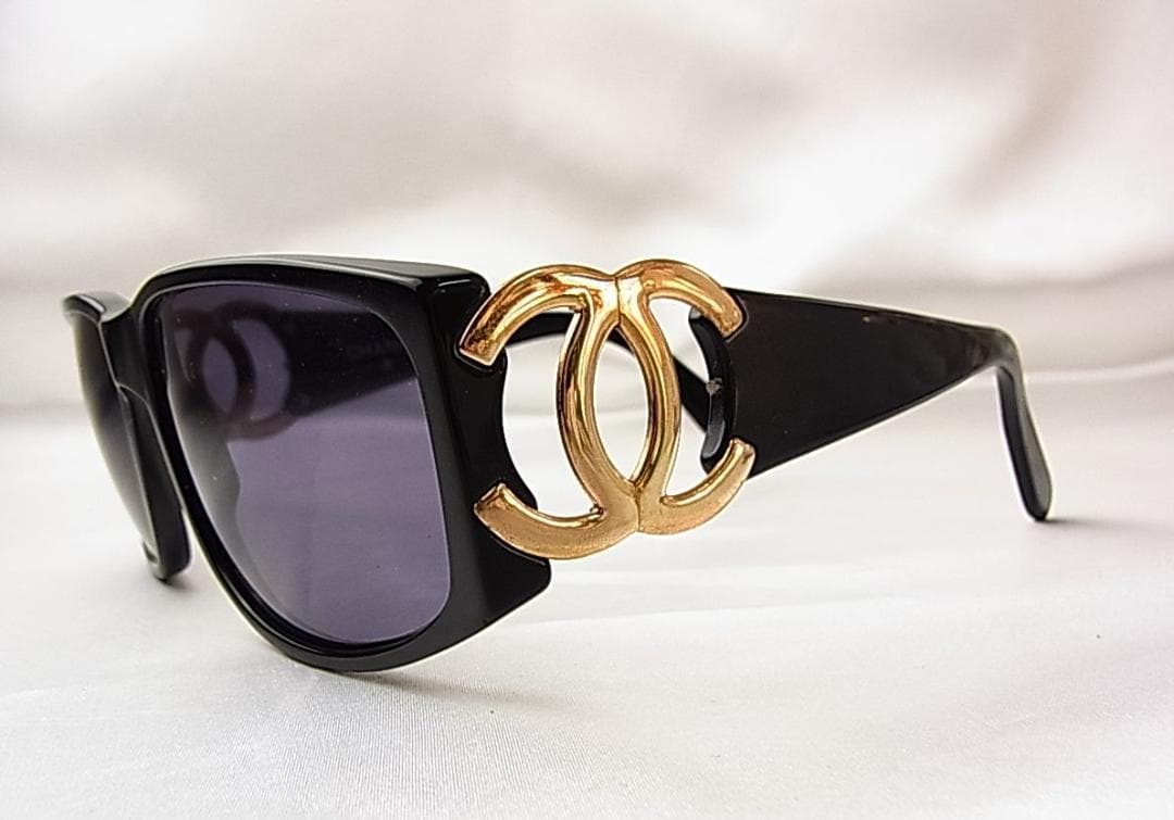 正規品　CHANELシャネル ココマーク　サングラス 型番02461 94305
