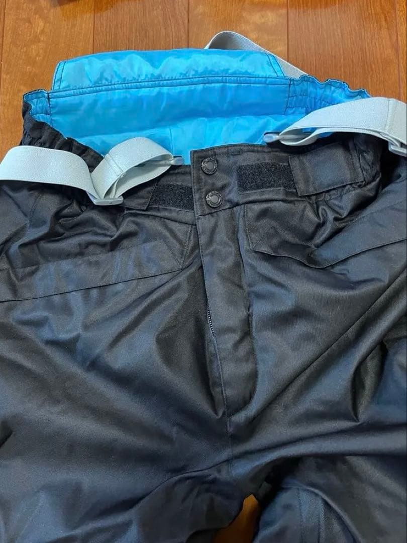 本日限定値下げ❗️美品❣️SＶＥＴ　ＯＮYＯＮＥ　スキーウェア 上下セット160㎝