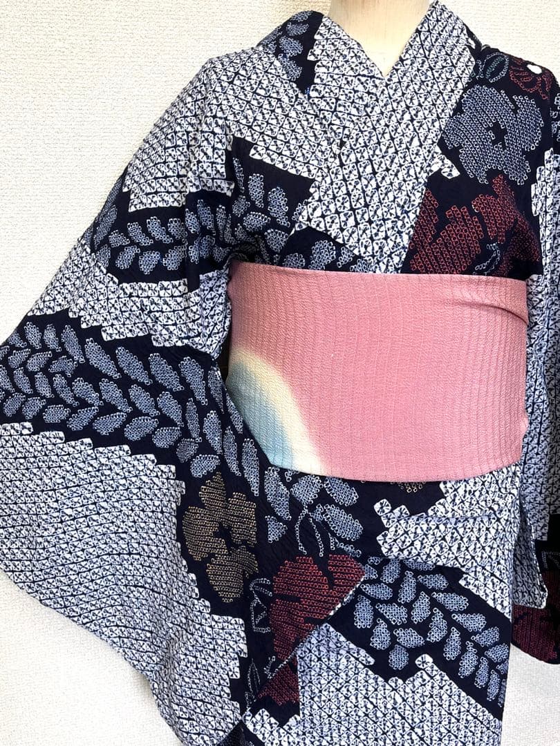 有松鳴海絞り　浴衣　Ｌ　大きいサイズ　藤と花　（210）