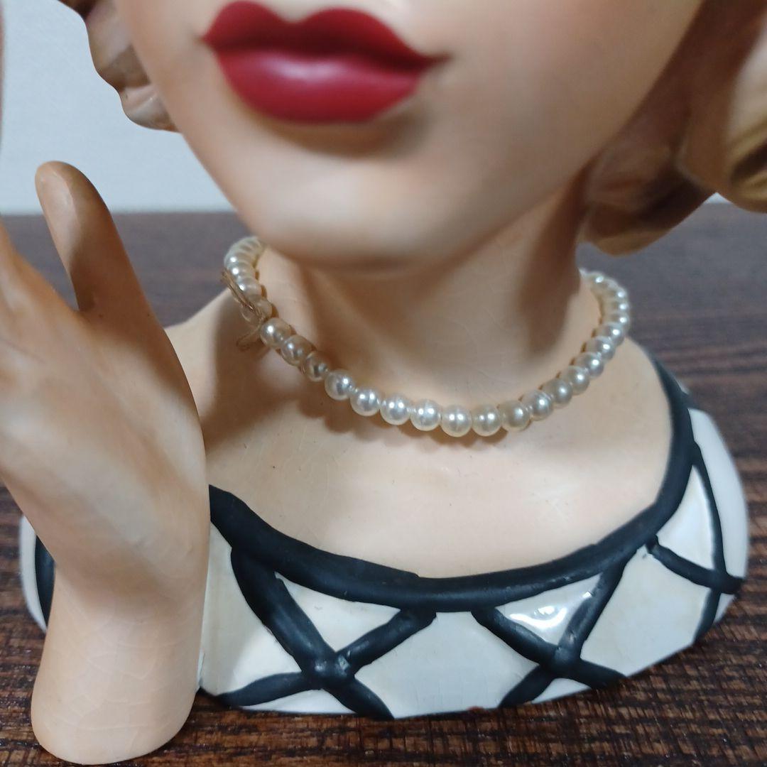 ビンテージ　レディヘッドベース　白い帽子を被った女性の陶器製の置物花瓶