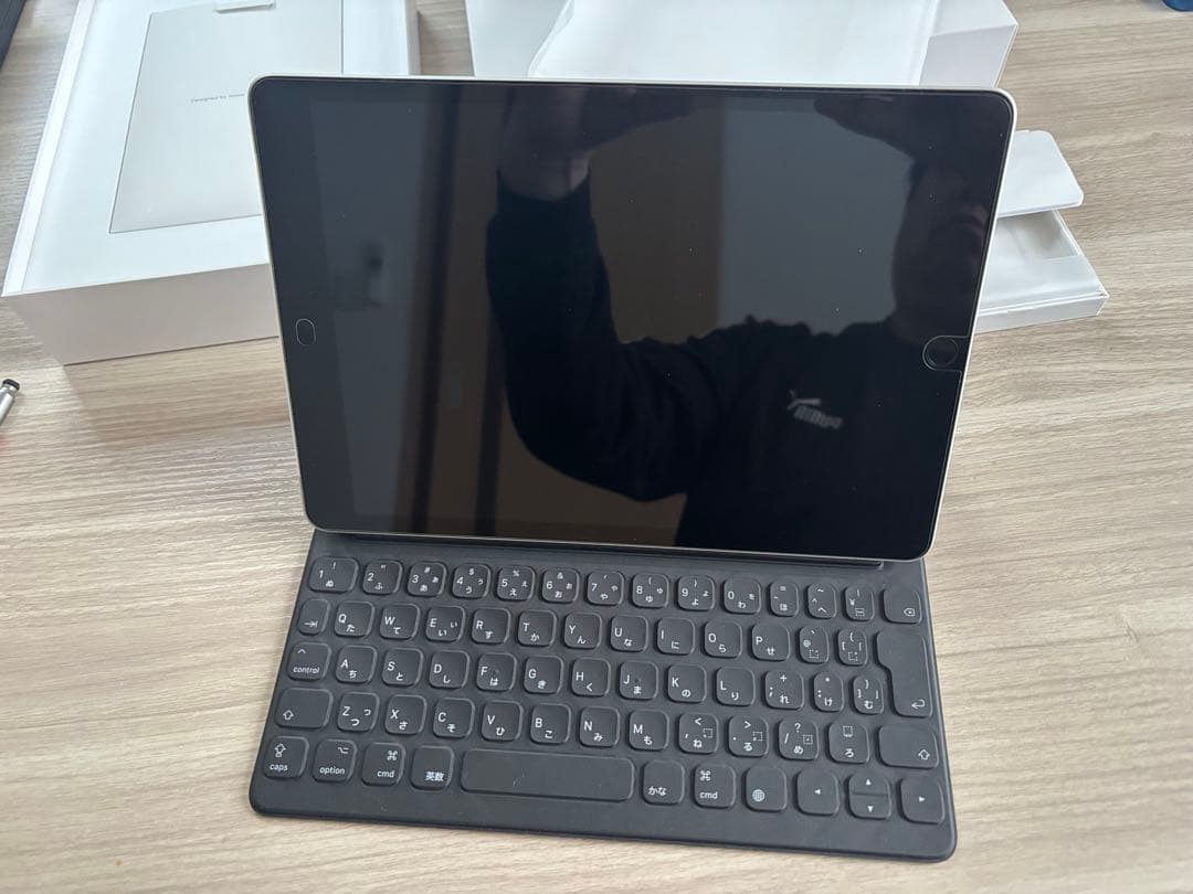 iPad 第9世代 64GB SIMフリー　ほぼ未使用に近い　3点セット