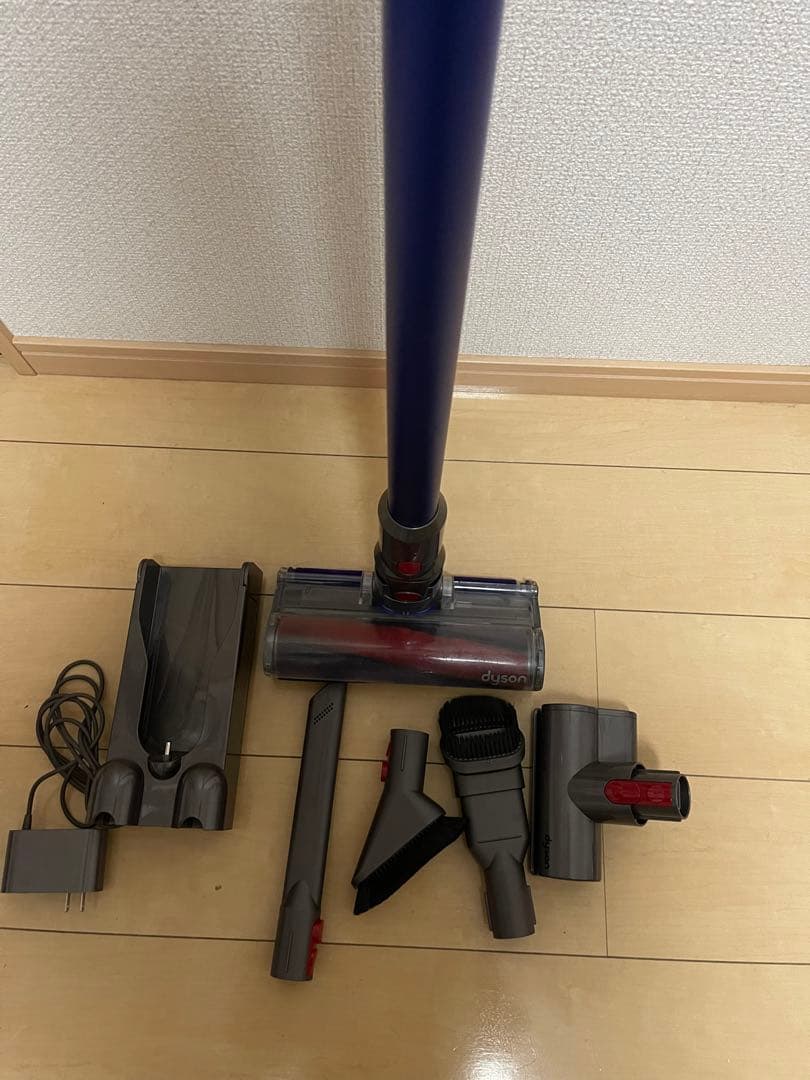 【美品)Dyson コードレスクリーナー V11 sv14エコーモード72分