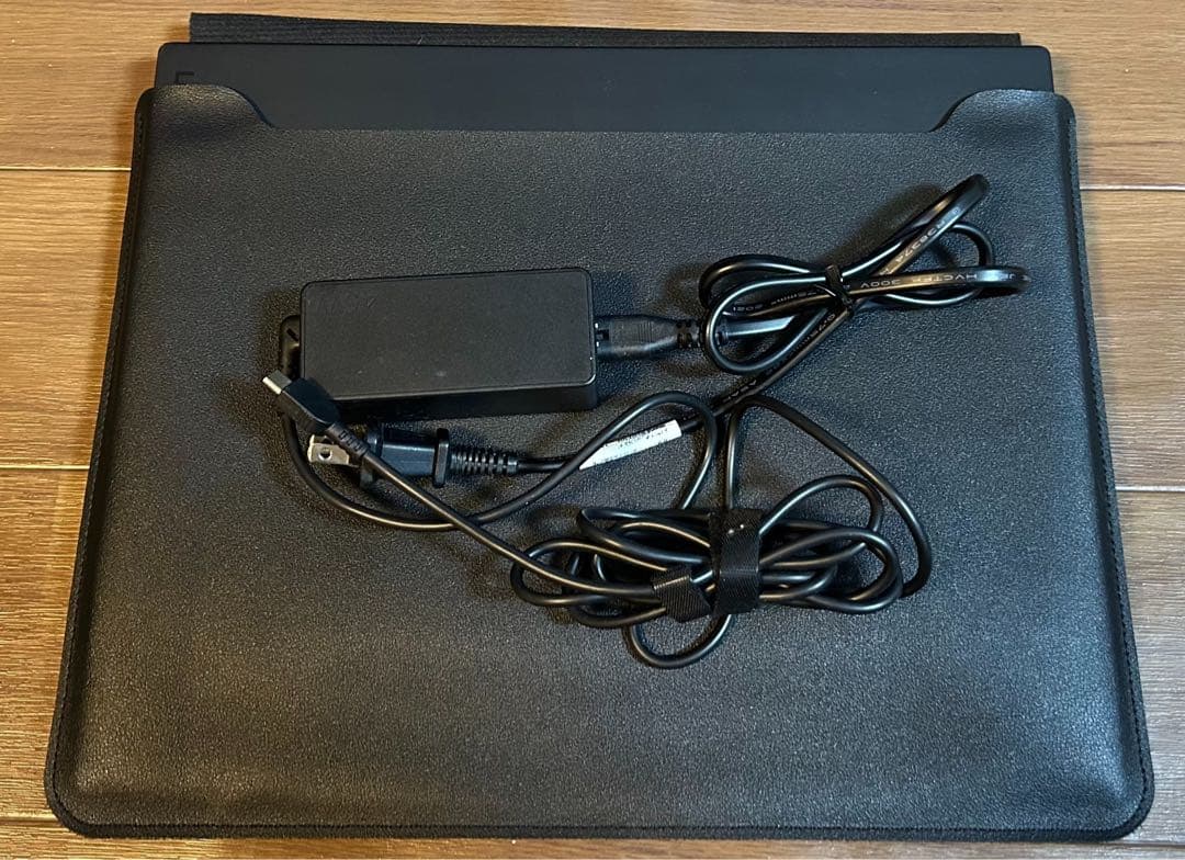 【30日まで限定】ThinkPad X1 i7-7500U, 16GB, 1TB