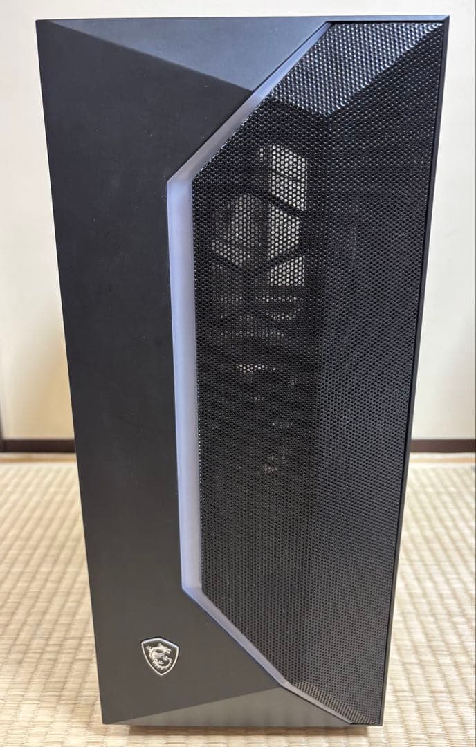 MSI MAG VAMPIRIC 100R ゲーミングPCケース