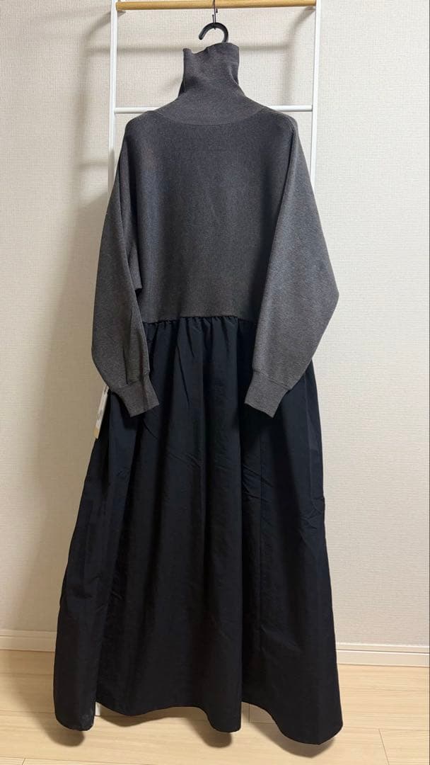 BEARDSLEY ニットコンビギャザーワンピース　タグ付き新品