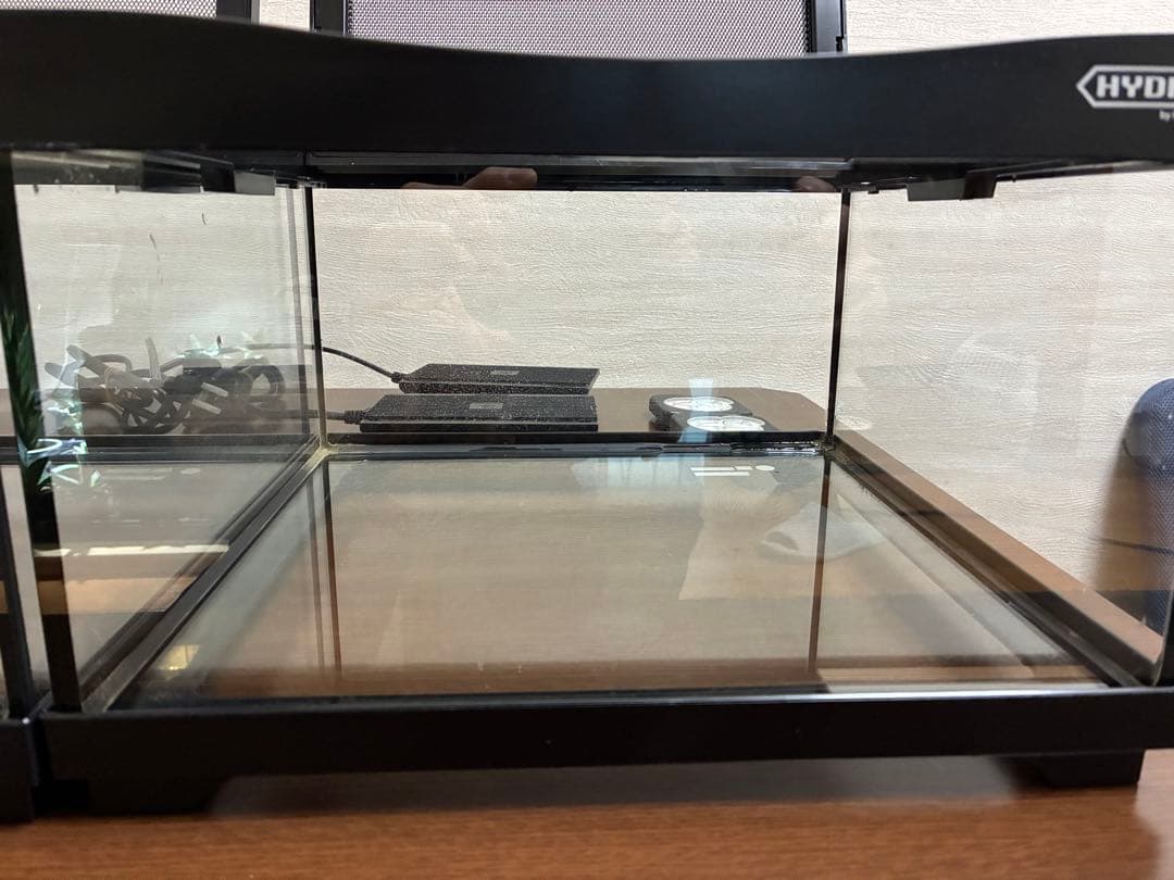 爬虫類　飼育セット　ヒュドラケース3120　パネルヒーター　ヒーティングトップ等