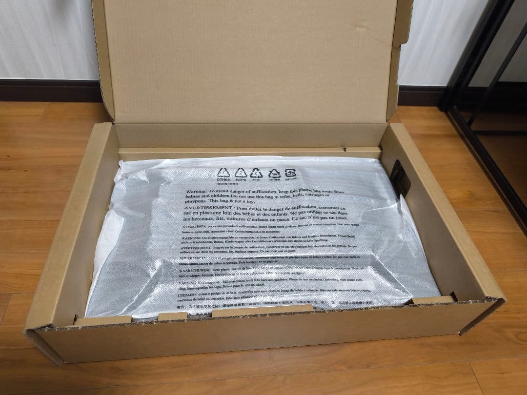 PHILIPS EVNIA Series 23.8インチ モニター