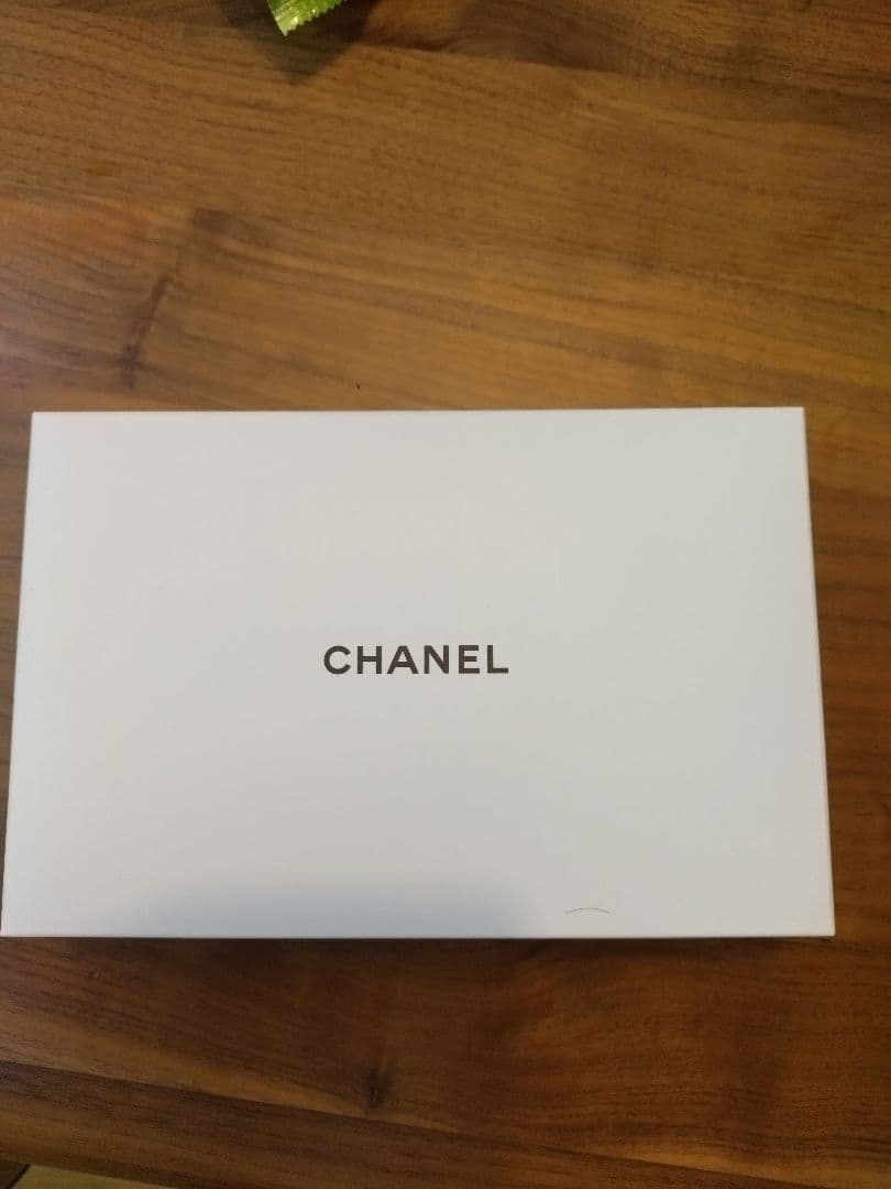 シャネル　エッセンシャルケアセット