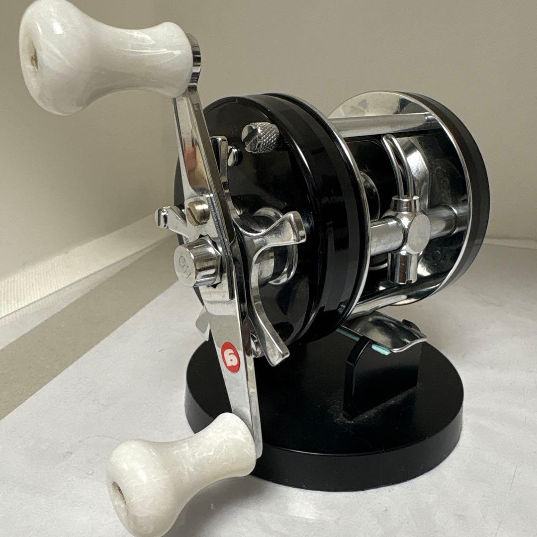 ABU Ambassadeur 5000C ベイトリール