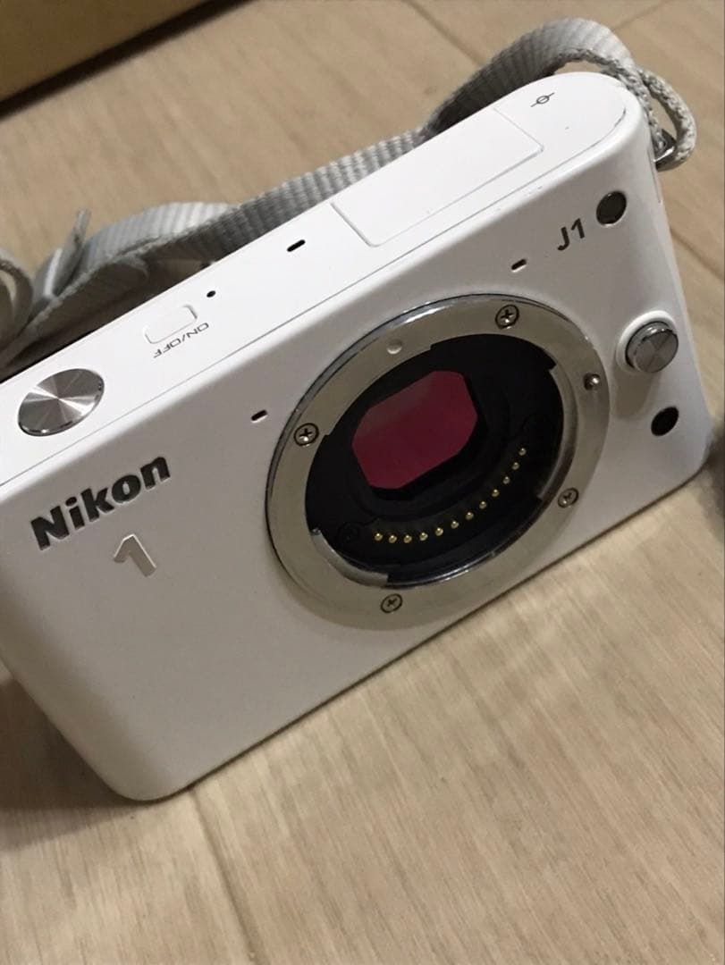 ニコン　1 J1 ボディ　動作品　難あり