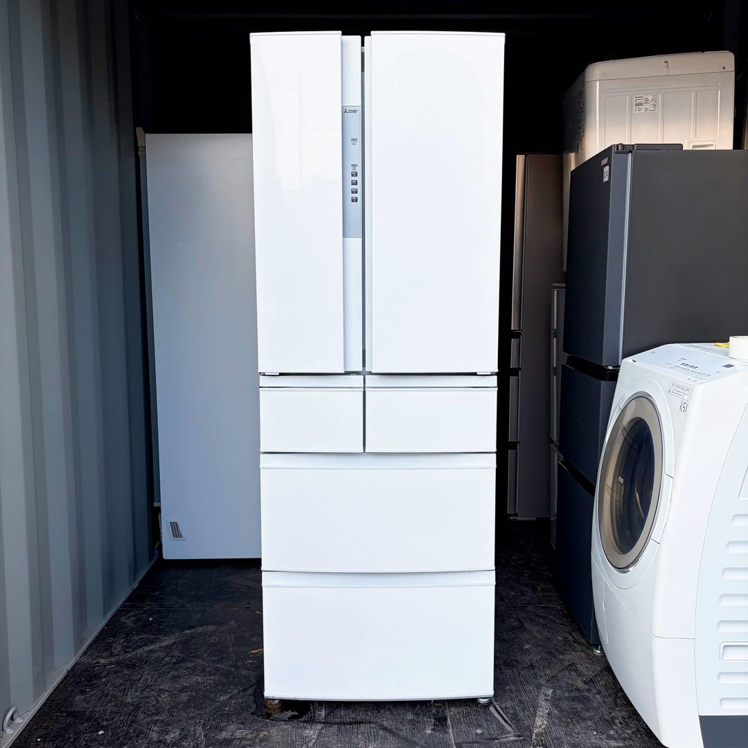 運搬取付無料！クロスホワイト　スマート大容量！純正三菱大容量冷蔵庫！完動品超美品