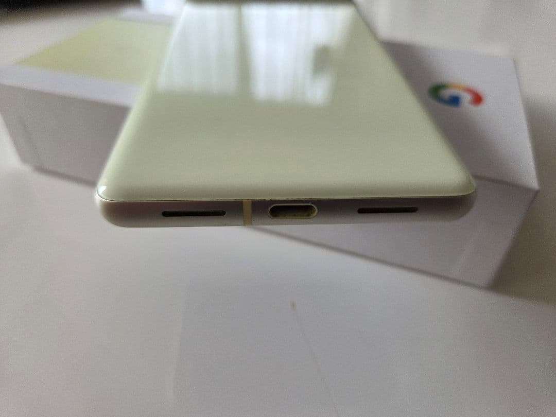 Google Pixel 7 黄緑色 箱付き Pixel Buds Pro付属