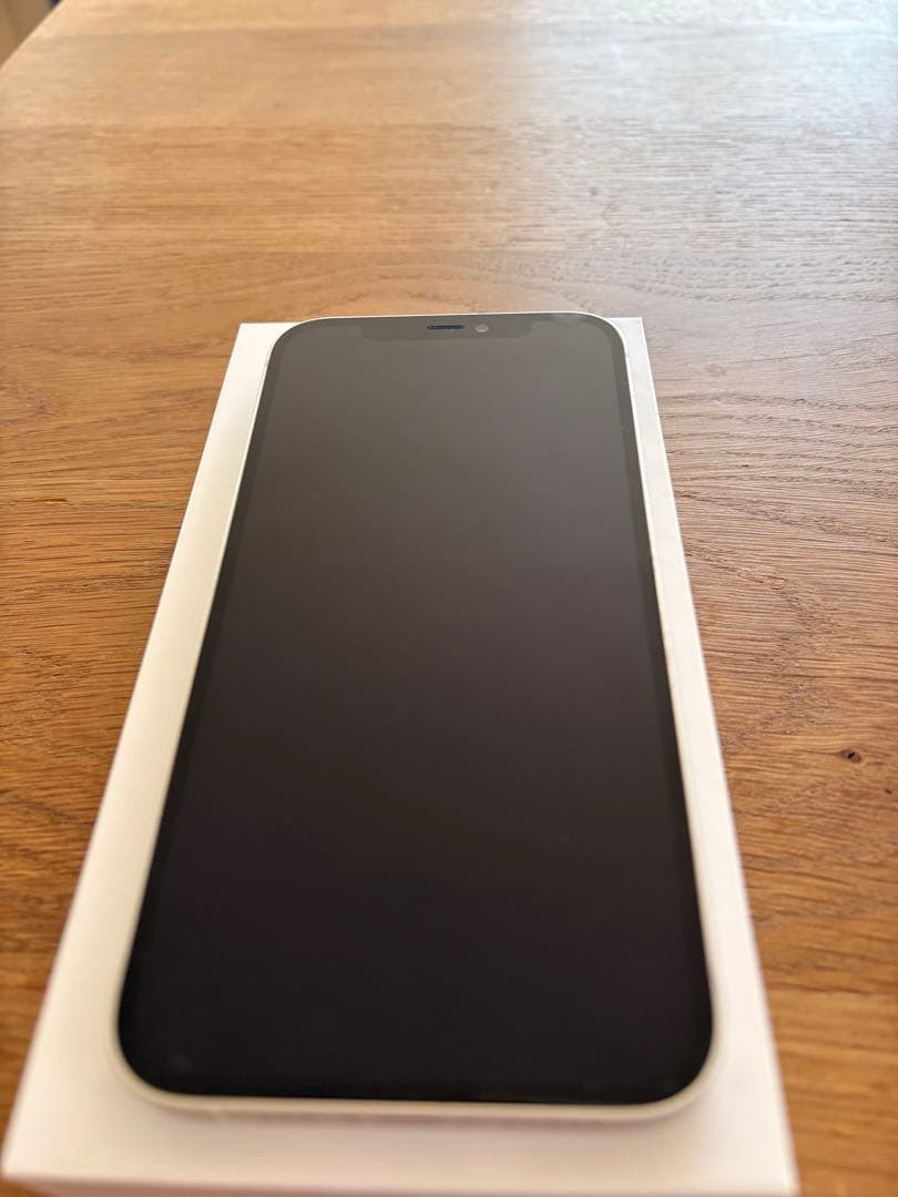 Apple iPhone 12 ホワイト SIMフリー　128GB