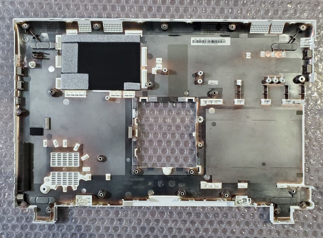 〈ジャンク品〉東芝 dynabook 第8世代 Core i3モデル