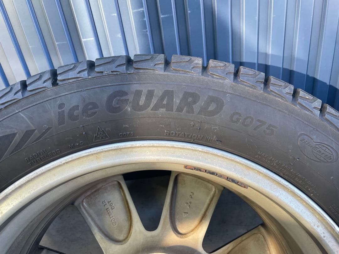 デリカD5純正ホイール＋スタッドレスセット