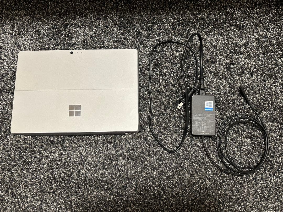 Microsoft Surface Pro 4 キーボード ACアダプター