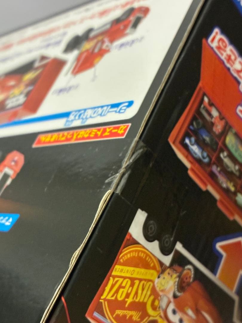 廃盤　カーズ　トミカ　たくさんのせよう！大きなマック　(カーズ3タイプ)