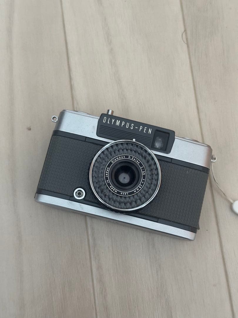 OLYMPUS PEN EE-2 35mmフィルムカメラ