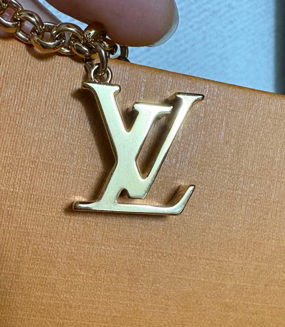 ルイ ヴィトン バッグチャーム チェーンフルールドゥ